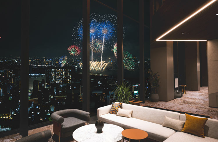 【10月18日（土）限定】なにわ淀川花火大会2025 花火鑑賞付きレストランプラン　夜空を彩る花火ディナー